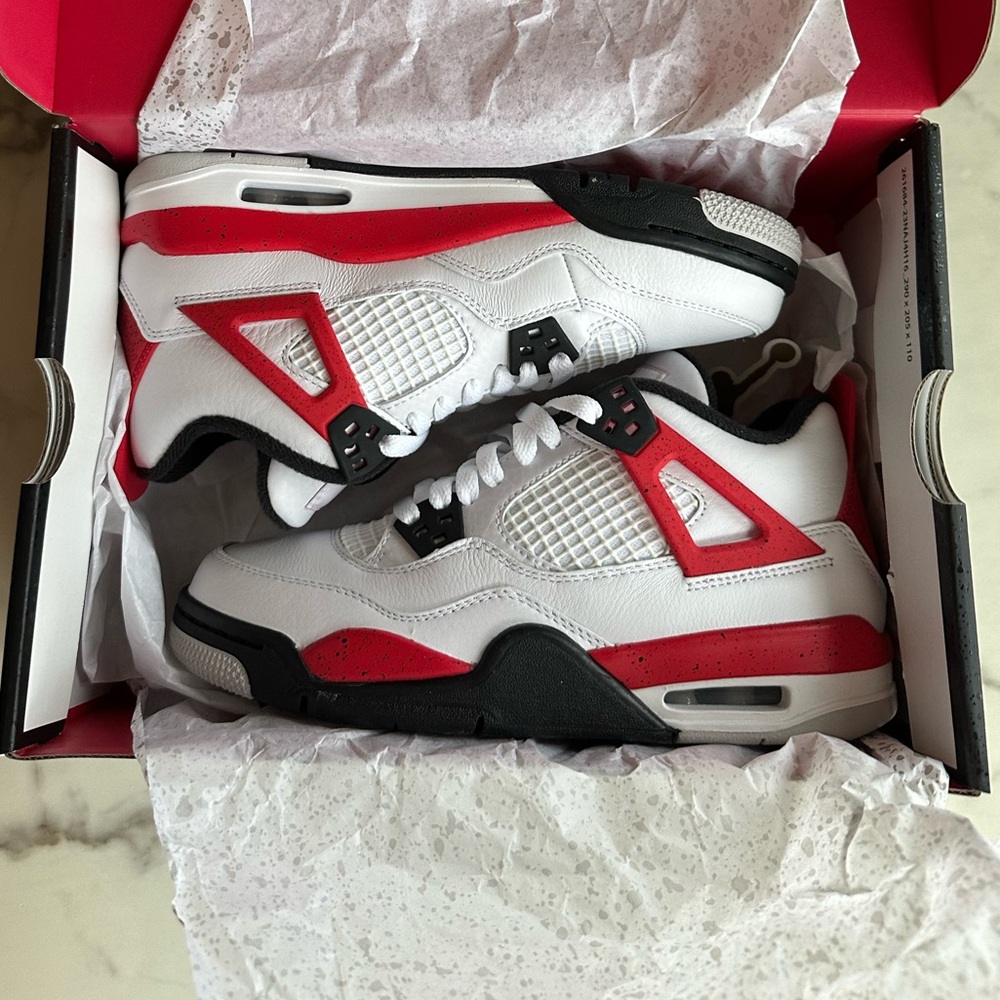 Air Jordan 4 Retro (GS) NWT Size 5.5